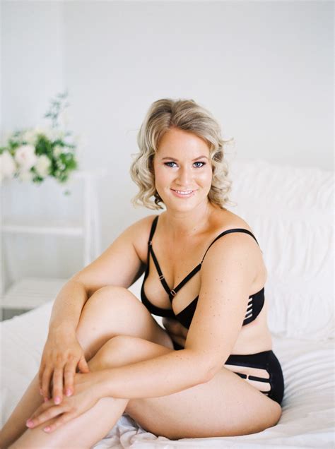 Pin On BOUDOIR GLAMOUR PHOTOS