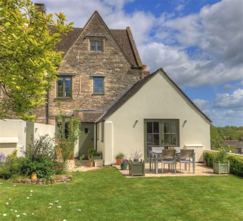 Dog Friendly Cottages In The Cotswolds