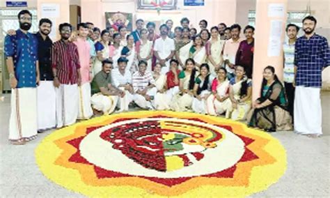 Onam Celebrations Bring Glitter At Sanskrit Varsity