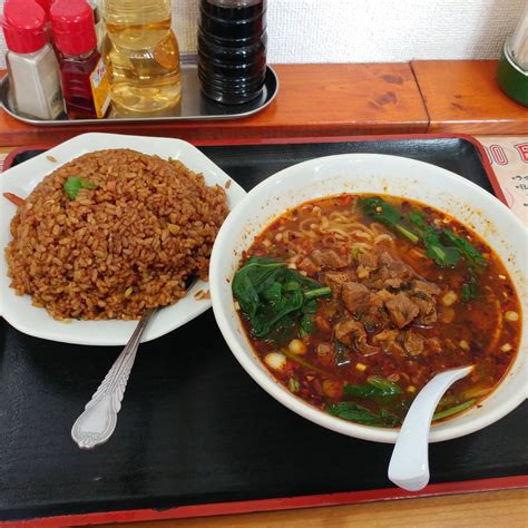 中華料理喜多郎 牛肉担々麵黒チャーハン900円 松本市大盛りラーメンセットグルメ信州裏グルメ情報