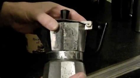 Stovetop Moka Espresso Pot Cleaning And Deoderising Youtube