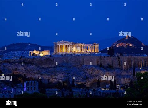 Night view of Acropolis Stock Photo - Alamy