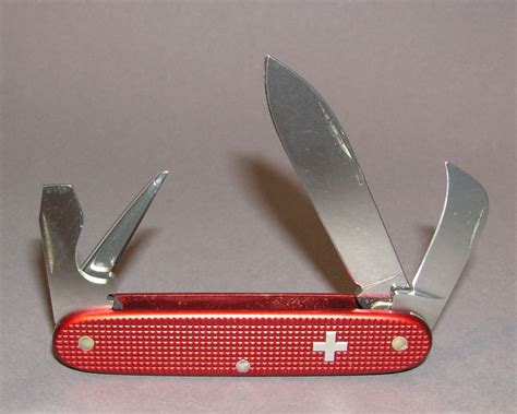 Victorinox Alox Beerenrot Taschenmesser Sackmesser Kaufen Auf Ricardo