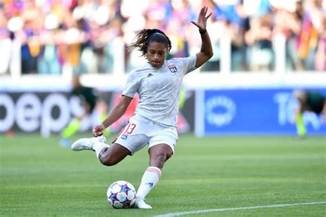 Chelsea Women sign USA international Catarina Macario - SheKicks