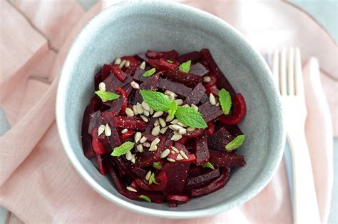 Rote Bete Salat Mit Apfel Zwiebel In Feiner S Ure