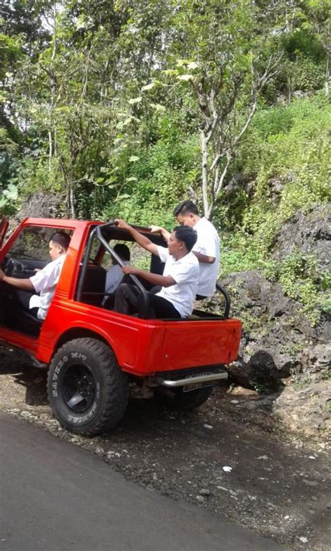 Pak Kades Dan Perangkatnya Ngejeep Bareng