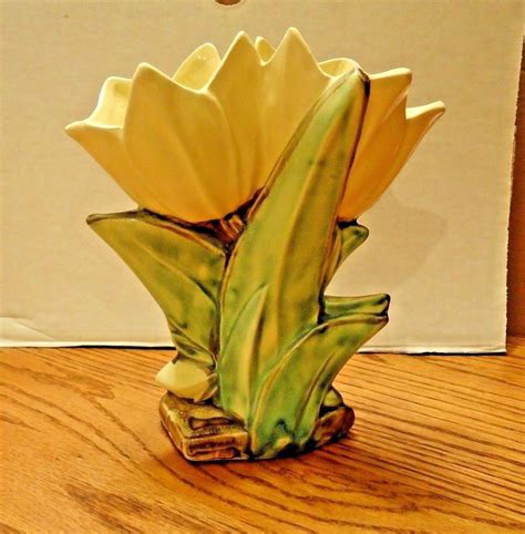 Vintage McCoy Pottery Double Tulip Vase Planter GREAT CONDITION