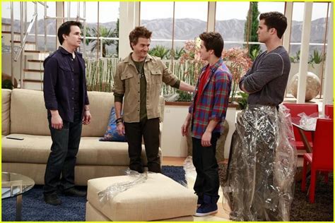 Its Brother Versus Brother On Lab Rats Tonight Photo 732342 Photo Gallery Just Jared Jr