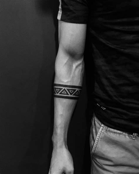 45 Perfect Armband Tattoos For Men And Women Tattooblend