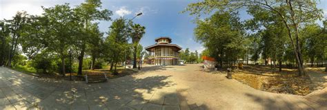 Kolah farangi building 360 Panorama | 360Cities