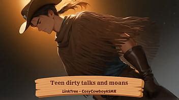 Papá disfruta y gime durante el sexo con lindas putas XVIDEOS