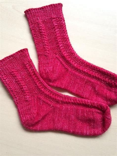 Samhain Socks Knitting Pattern By Ashley Ratnam