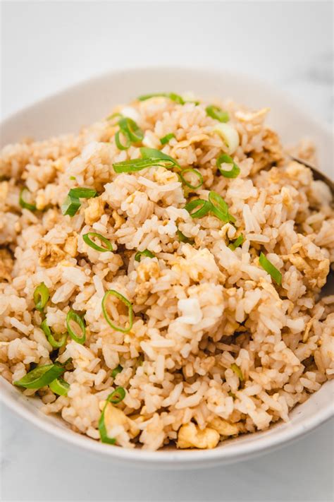 Easy Egg Fried Rice How To Make Egg Fried Rice Like Chinese Takeaway The Dinner Bite