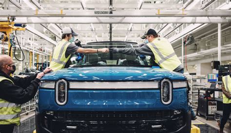 Elektroauto Start Up Rivian Plant Eigene Batteriezellen Ecomento De