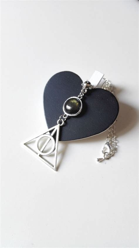 Collier Harry Potter Et Les Reliques De La Mort Argent Cabochon Noir