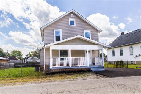 1795 Obetz Ave Obetz Oh 43207 Mls 222035235 Redfin