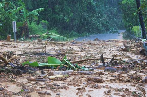 Hurricane Fiona hits Dominican Republic after causing "catastrophic ...