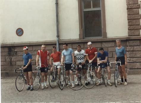 Photo De Classe Cyclistes GQGT 47 EQG De 1977 47 Eqg Copains D Avant