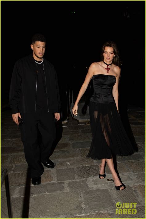 Kendall Jenner's Boyfriend Devin Booker Joins Her at Kourtney's Pre ...