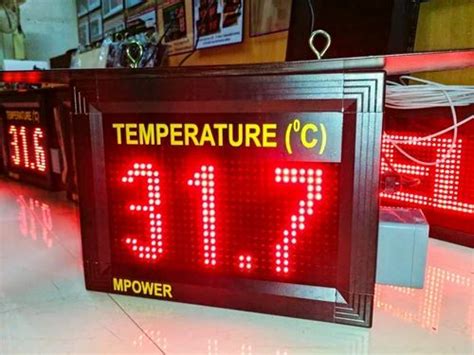 Temperature And Humidity Display For Industrieslaboratries Model