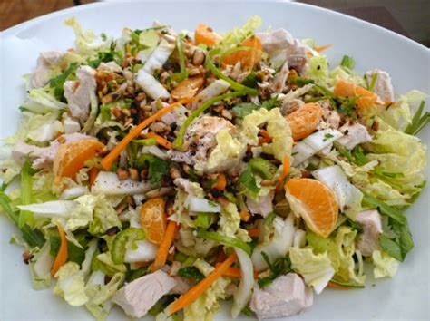 Yum Yum Salat 3 Rezepte für das leckere asiatische Salat mit Nudeln