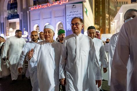 Ministry Of Finance On Twitter Rt Anwaribrahim Usai Solat Sunat