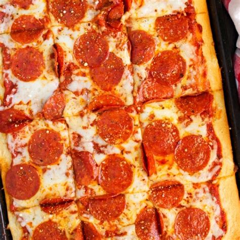 Easy Crescent Roll Pizza The Two Bite Club