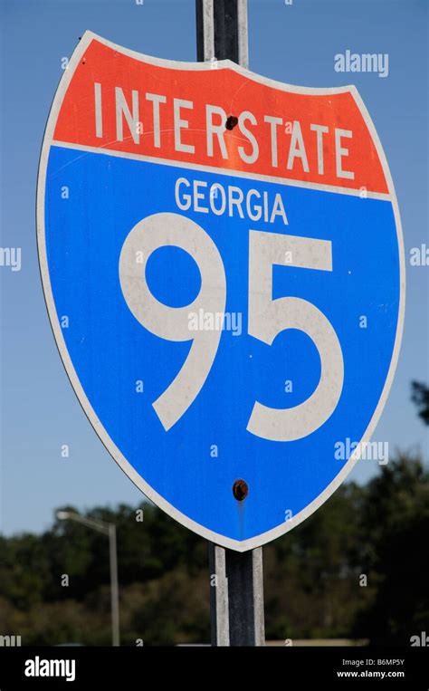 Interstate 95 sign hi-res stock photography and images - Alamy