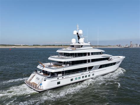 Royal Hakvoort Shipyard Delivers 61 Meter Custom Superyacht ASIA