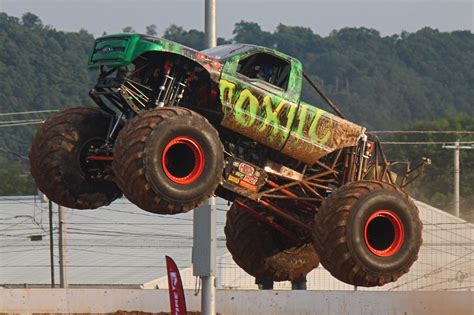 Roaring Wheels and Thunderous Cheers: Relive the Epic Outlaw Monster Truck