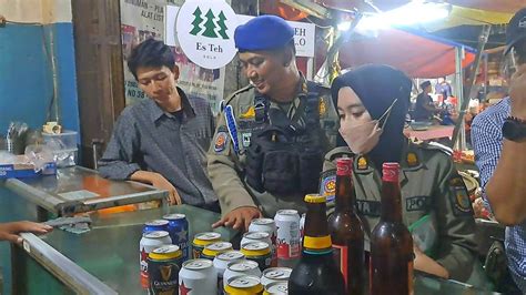 Ribuan Botol Minuman Keras Disita Satpol PP Tangsel Jelang Pergantian