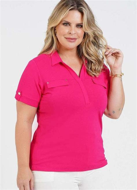 Newumbi Blusa Justa Almaria Plus Size New Umbi Rebites Rosa Em 2022 Justa Plus Size