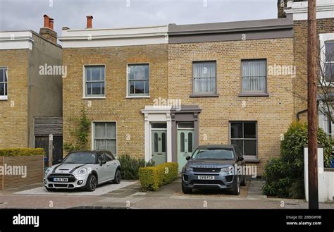 Victorian houses in South London that have converted their front ...