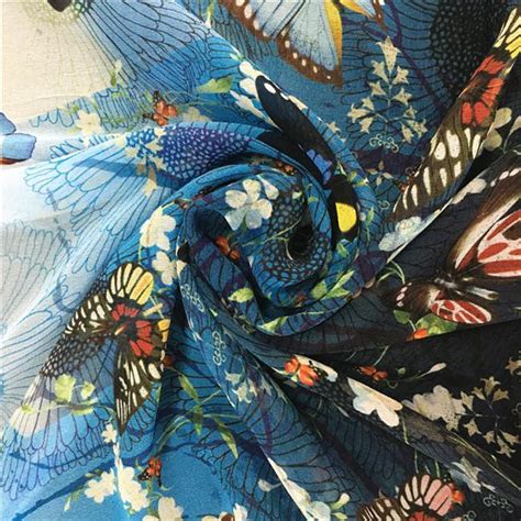 China Customized Floral Silk Fabric By The Yard Manufacturers and ...