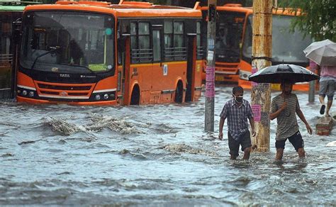 Rain Thunderstorm And Hail Alert For North And N W India April 27 30