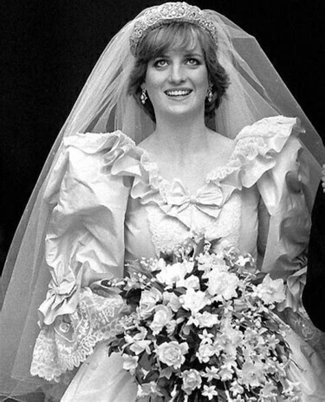 Pin By M Ferreira On Princess Diana Princess Diana Wedding Diana