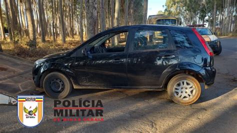 Veículo Adulterado E Apreendido Pela Polícia Militar Rodoviária Na Amg 1410 Em Carmo Do