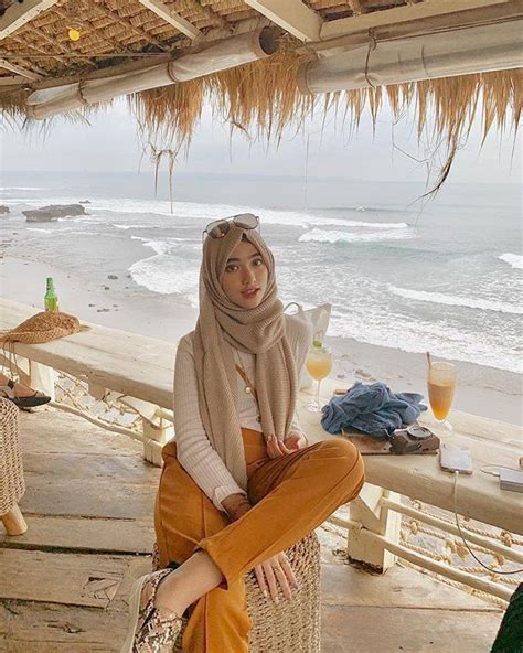 Ootd Hijab Untuk Ke Pantai Di Pakaian Pantai Model Pakaian