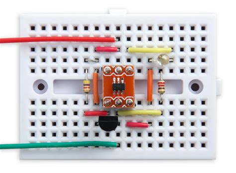 ATtiny10 Thermometer using DS18B20 - Electronics-Lab.com