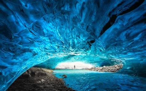 Make better security decisions faster with generative AI