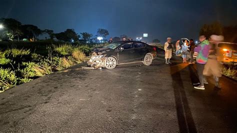 Batida Entre Dois Carros Deixa Seis Pessoas Feridas Na MGC 497 Entre