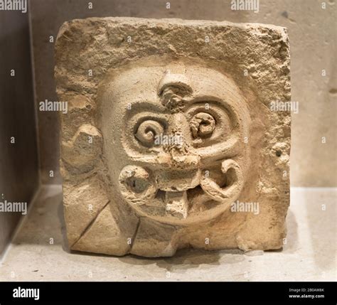 Kinich Ahau Esculturas En Piedra De Deidad Del Sol Maya Museo Maya