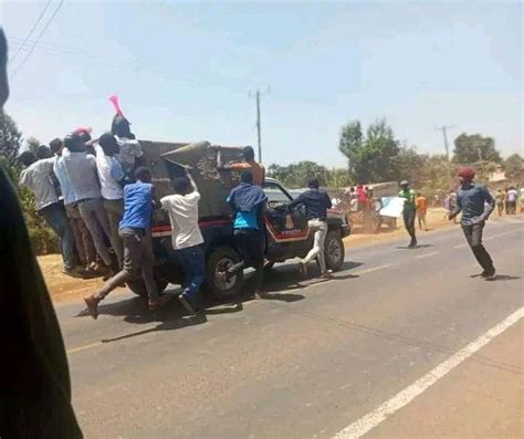 Maandamano Drama As Demonstrators Commandeer Police Car In Oyugis Town