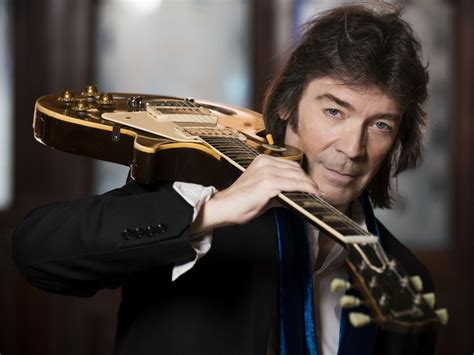 Genesis Guitarist Steve Hackett Publishing Memoir Nights With Alice