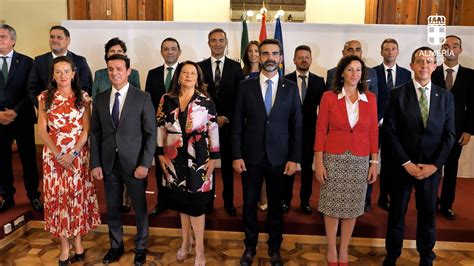 Alcaldesa asiste a la toma de posesión de los nuevos delegados de la