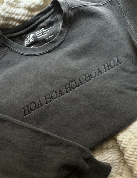 Hoa Hoa Hoa Embroidered Crewneck Sweatshirt Soup And Sun