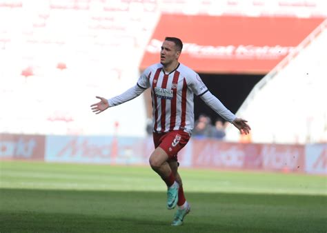 İlk yarı sonucu Sivasspor 1 Çaykur Rizespor 0 Önce Vatan Gazetesi