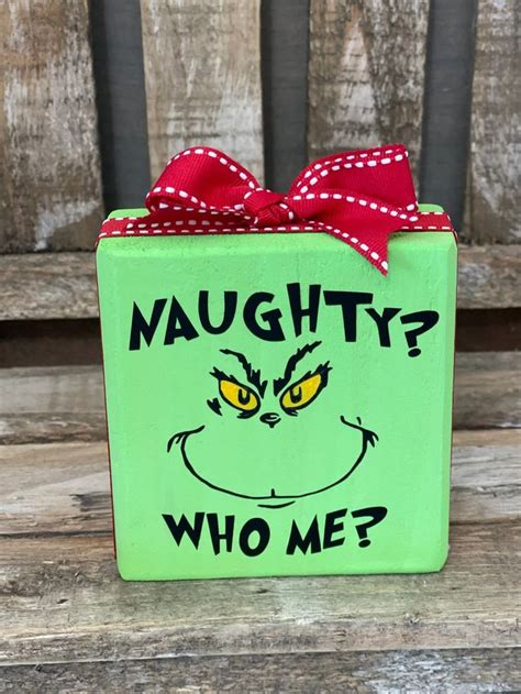 These Are The Best Grinch Christmas Decorations Ideas That Are Perfect If You’re Looking For