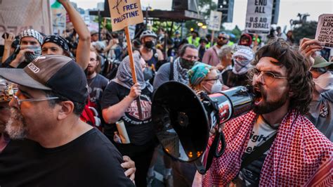 Watch Masked Anti Israel Protester Disrupts Delegate Party On Eve Of