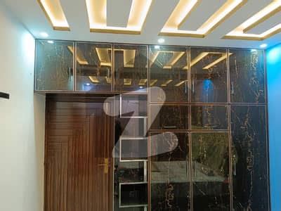 Allama Iqbal Town Zeenat Block 4 Marla Double Story House For Sale